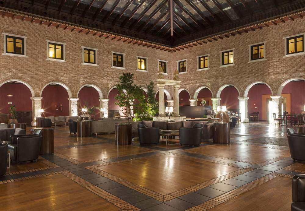 Ac Hotel Palacio De Santa Ana By Marriott Valladolid Eksteriør bilde The interior of the hotel