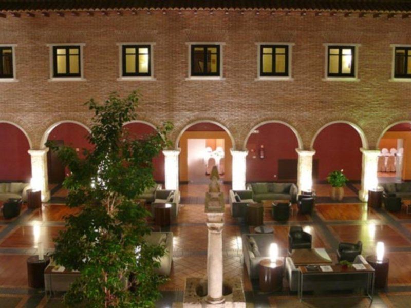 Ac Hotel Palacio De Santa Ana By Marriott Valladolid Eksteriør bilde The University of Patras